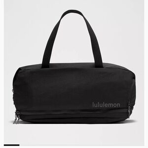 lululemon athletica Black Toiletry Bag